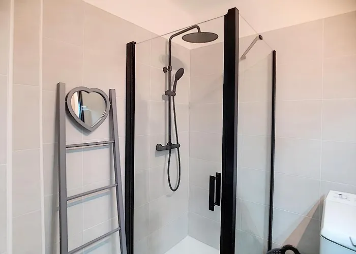 Rooftop#plages#apercu Mer#clim#festival * קאן